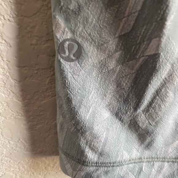 Lululemon Swift Speed High Rise Yoga Tight 28” Reverbrate Chevron Jacquard 10 - Picture 13 of 13